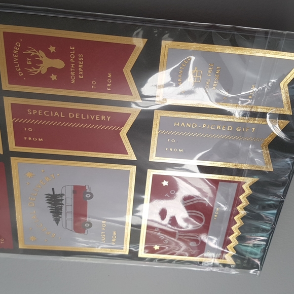 🎅🏼 100 Stickers Gift Tags (10 Sheets) - Picture 16 of 17